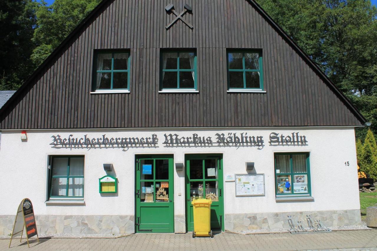 Appartements Im "Landhaus Am Frohnauer Hammer" 안나베르크 외부 사진