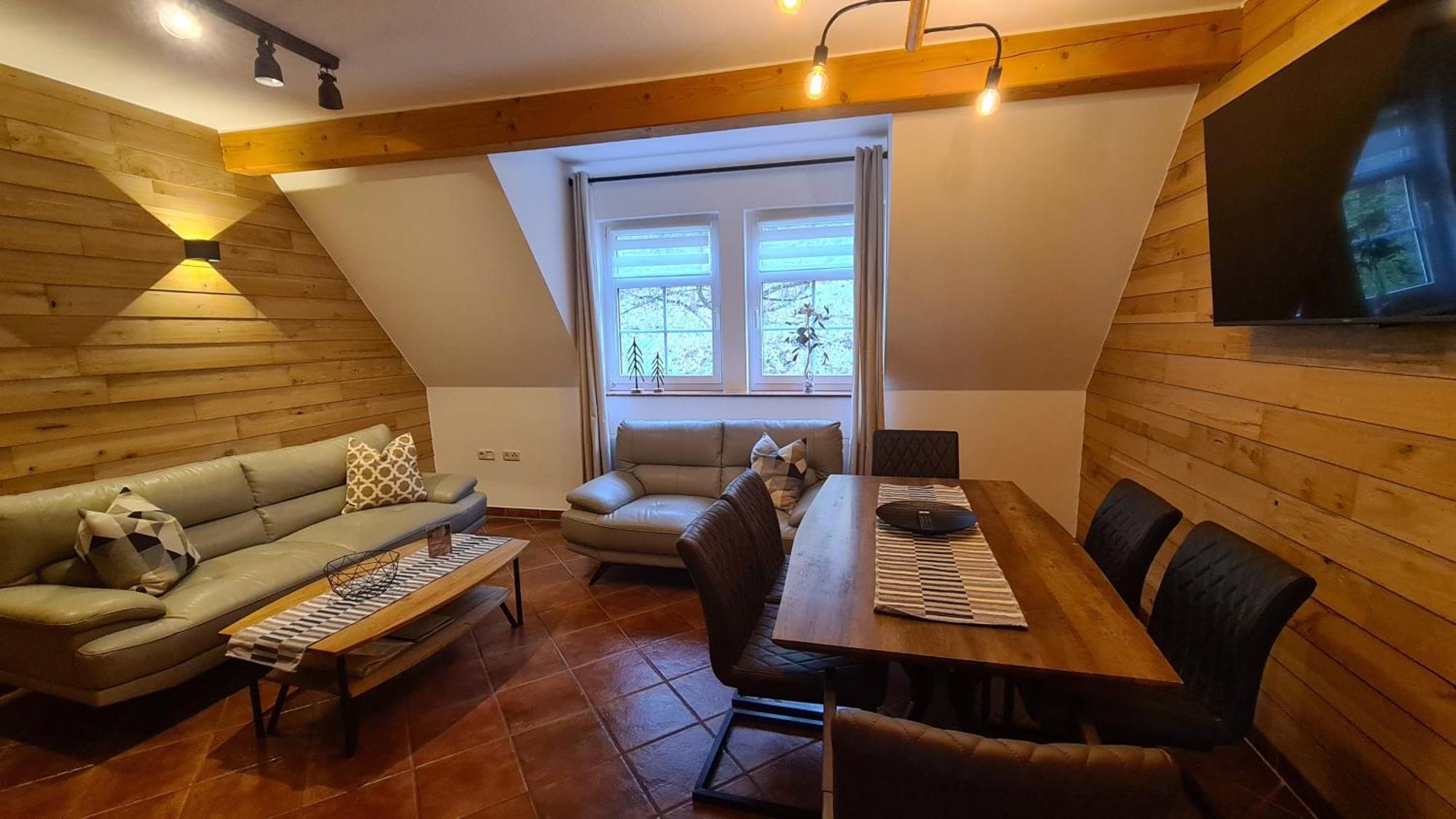 Appartements Im "Landhaus Am Frohnauer Hammer" 안나베르크 외부 사진